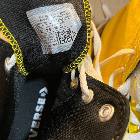 EUC CTAS Converse high tops SKU: 568495F Color: Yellow (5.5W) KICKS - Picture 6 of 6